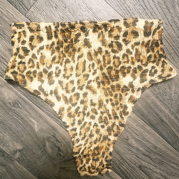Nwt's PRINCESS POLLEY LEOPARD 🐆 HIGHWAISTED TRIANGLE STRING BIKINI 👙 SIZE US 2 - Picture 6 of 9
